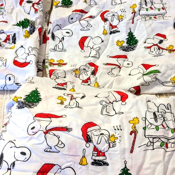 Pottery Barn Kids Peanuts Christmas Organic Sheet Set Twin - Picture 6 of 8